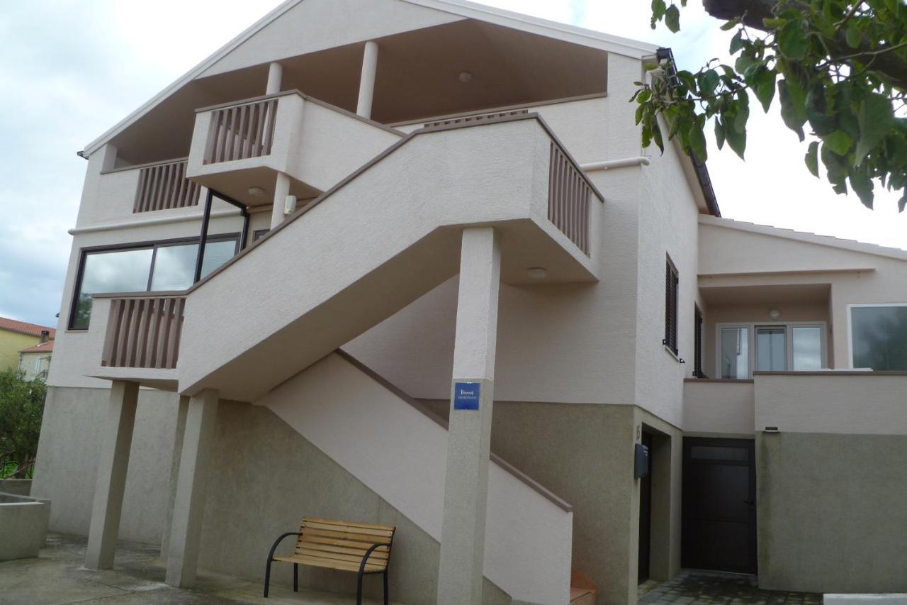 Apartments With A Parking Space Sali, Dugi Otok - 8154 Екстер'єр фото