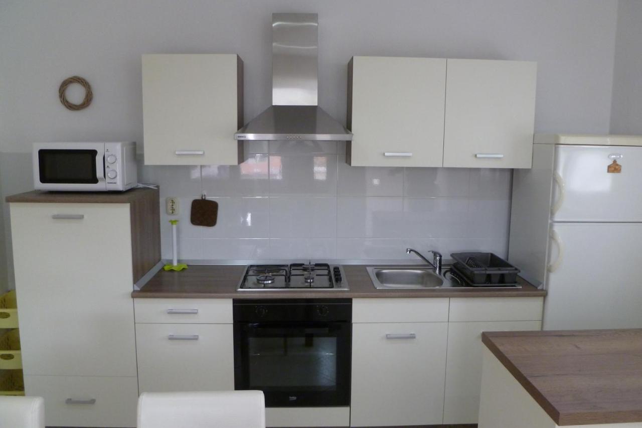 Apartments With A Parking Space Sali, Dugi Otok - 8154 Екстер'єр фото