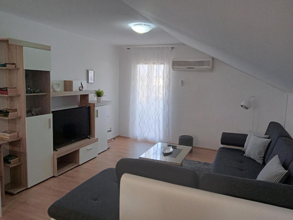 Apartments With A Parking Space Sali, Dugi Otok - 8154 Екстер'єр фото