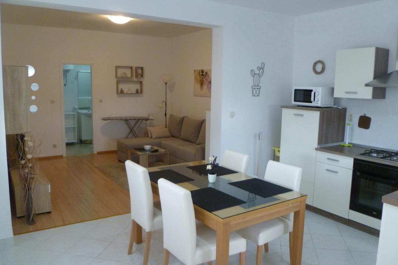 Apartments With A Parking Space Sali, Dugi Otok - 8154 Екстер'єр фото